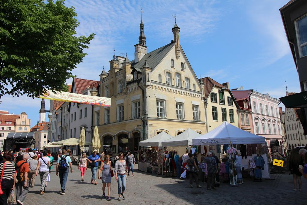 Tallinn City Apartments - Town Hall Square Екстериор снимка